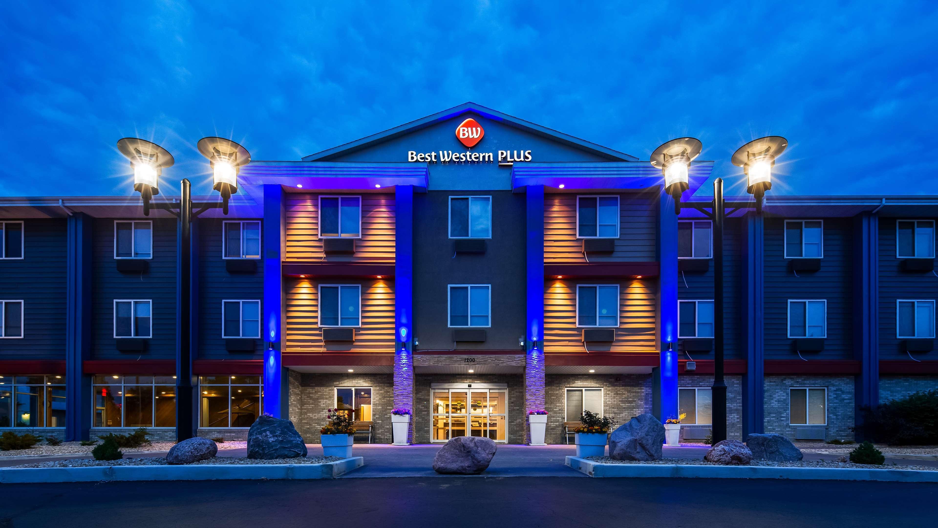 Best Western Plus Hudson I-94 Экстерьер фото