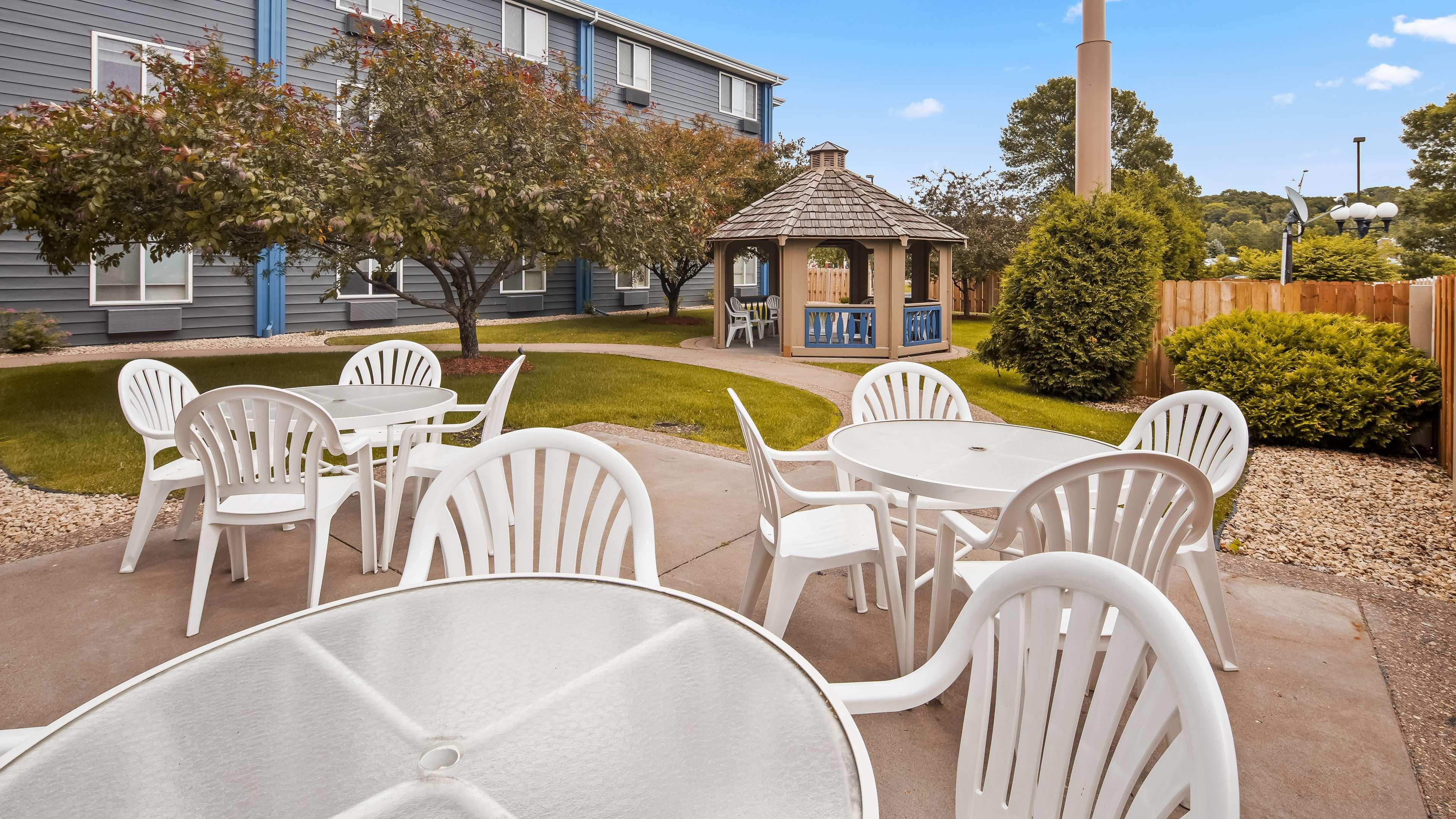 Best Western Plus Hudson I-94 Экстерьер фото