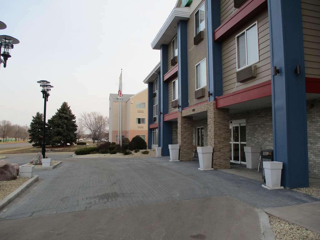Best Western Plus Hudson I-94 Экстерьер фото